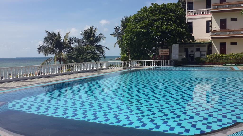 Bintan Agro Beach Resort & Spa Teluk Bakau Esterno foto