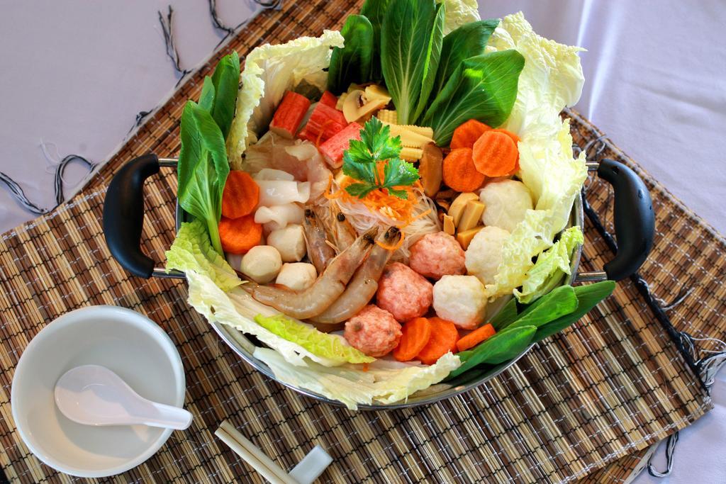 Bintan Agro Beach Resort & Spa Teluk Bakau Esterno foto